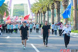 创先争优 健步笃行 漳州开发区举办2023年职工健步行活动图片