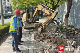 未取得道路施工许可证，施工方擅自挖路被处罚图片