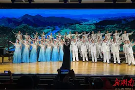 湖南知青艺术团长沙献唱，演绎湖南本土词曲作者原创经典作品图片