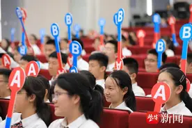 玩密室逃脱游戏受伤，谁来负责？ 南外这场“模拟法庭”活动严肃又生动图片
