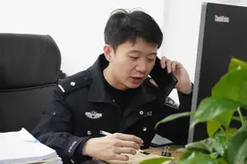 岛城警事丨调解、审讯、抓捕、劝阻……警营“00后”新警们的第一次是这样展开的图片