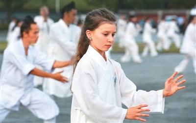 “一山”带“群山” 武当IP海内外圈粉（文旅新象）