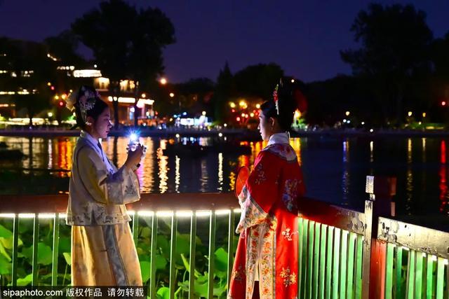 浪漫“顶配”！七夕就去北京这些地方过！