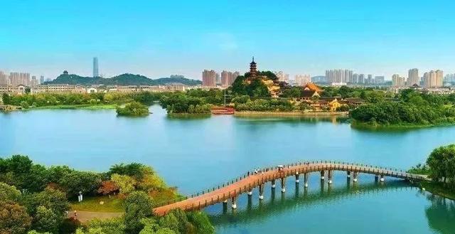 镇江VS南京：龙蟠江河会，诗证千秋雄