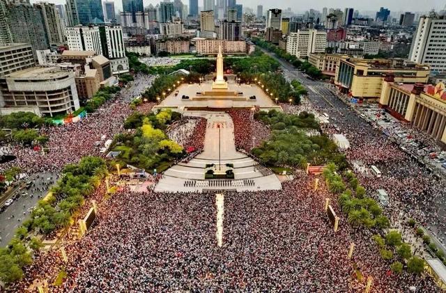 江西跨年攻略出炉！烟火、演唱会、非遗巡游……解锁 N 种新年打开方式