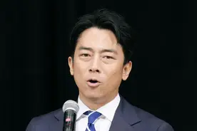 子承父业，他是“小泉旋风”还是被“垂帘听政”的傀儡？图片