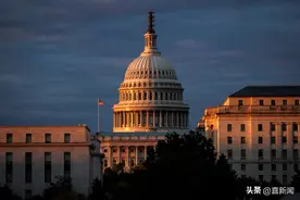 石宏：台当局指望F-16V对抗歼-20？典型找虐图片