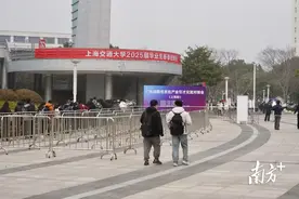 广东高科技企业组团赴沪“抢人才”，人工智能火爆招聘现场图片