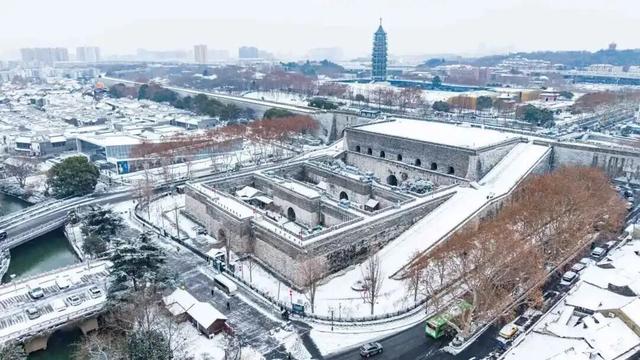 听，秦淮雪落下的声音