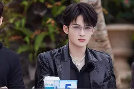 《你好，星期六》迎三周年特辑，檀健次王鹤棣等他们齐聚图片