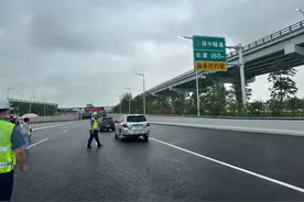探秘国内首个高速公路水下互通立交，深中通道无缝对接海陆空交通网图片
