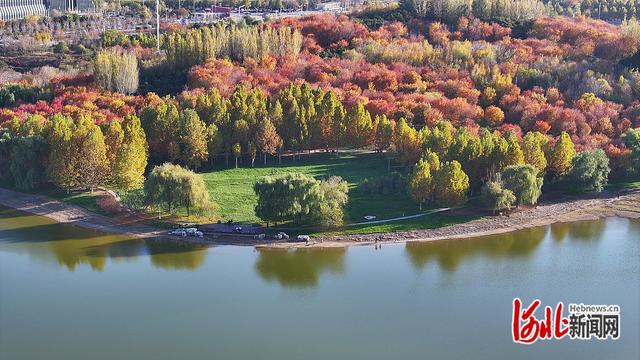 水城相依风光美