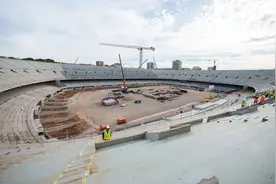 看看诺坎普翻修进度：拆除阶段已结束，正建造第三层结构❤️💙图片