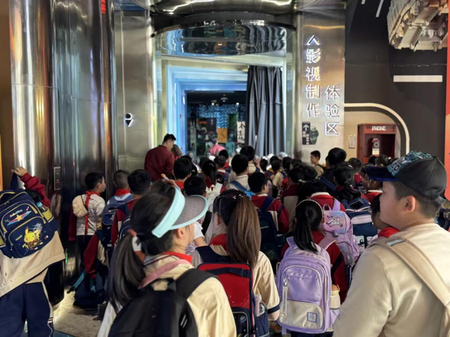 柳州研学新地标！在柳空文创园，给孩子一堂 “触摸历史、玩转科技” 的生动课