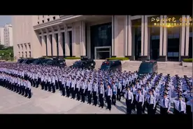 “你为什么当警察？”这就是《答案》！｜你好，警察节图片