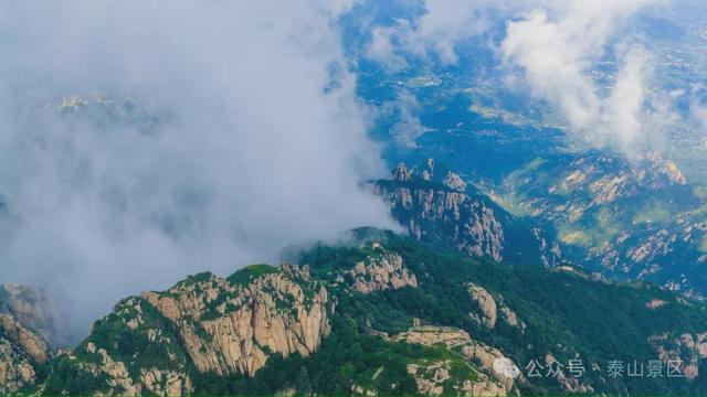 初秋泰山：藏在云雾里的诗意仙境