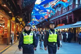 豫园、迪士尼客流高峰段公布 来看上海警方提示图片