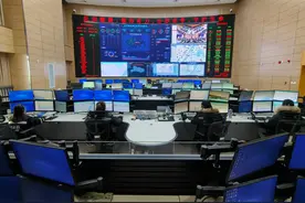 武汉“120生命热线”服务团队获评全国学雷锋活动示范点图片