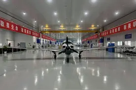 两天奔波500公里 进企调研步履不停 青岛交通助推低空经济蓄势高飞图片