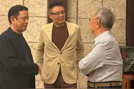 《人生海海》畅销300万后带来一封“人间信” 麦家：“从心底喊出来的书”｜当代书评图片