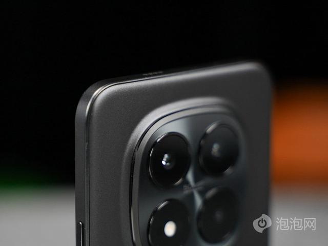 REDMI Note15 Pro+评测：全能硬核小金刚，中端机新标杆