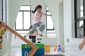 最近风靡的“儿童跑酷” 宁波这个幼儿园已“抢跑”多年图片
