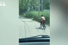 【紫牛头条】走，我带你们去！徐州9岁少年狂蹬自行车为救护车带路图片