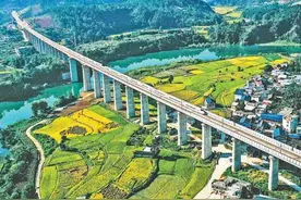 贵南高铁全线开通运营 逐绿而行 山海相连天堑通图片