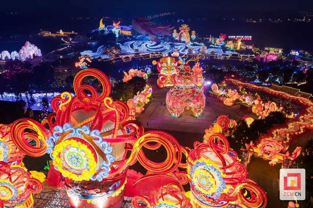 快讯！第三十二届自贡国际恐龙灯会璀璨开幕 邀君共赴新春光影之约
