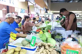 经过65天升级改造，丁家河红石榴农贸市场焕新开业图片