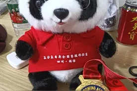 祝贺！来自信宜的陆飞燕获全国赛艇锦标赛金牌图片