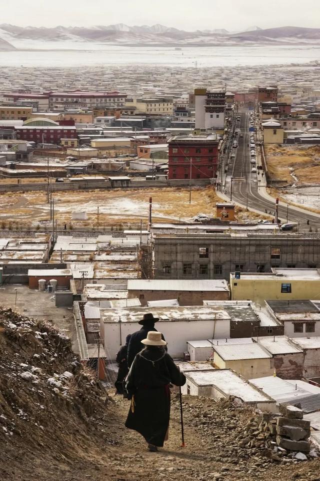 雪后的甘孜，走一路美一路！