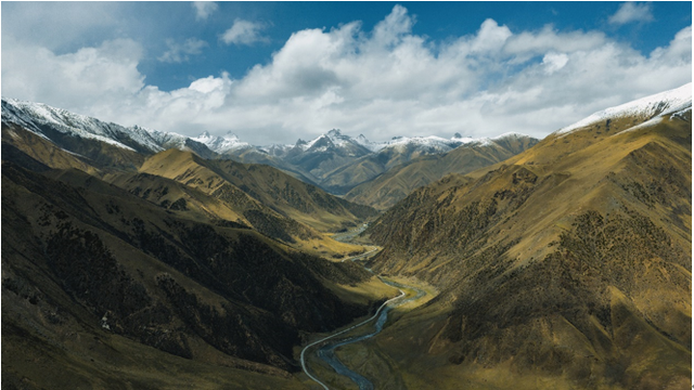 福利丨俞敏洪：真正的自由始于“出发”的勇气