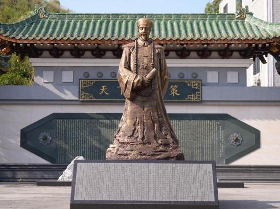 鉴江入海口，有座被誉为“粤西明珠”的古城