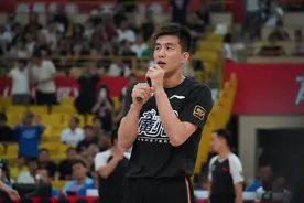 「CBA」郭艾伦无缘主场首秀会老东家，广州队末节崩盘遭遇两连败图片