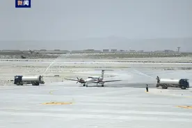中国援巴基斯坦瓜达尔新国际机场开展校飞试验图片