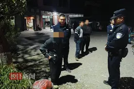 八旬独居老人寒夜迷路，警民携手护送其回家图片