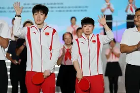 “莎头”走进校园 讲述成长经历 传播中华体育精神图片