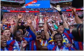 体育头图丨水晶宫力克曼城 首夺足总杯冠军图片