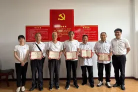 供水服务邀您“找茬”武汉市东西湖区启动“银发监督员”试点工作图片