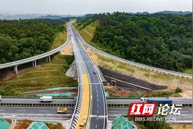 重点工程建设的“热辣滚烫”！湖南沅辰高速公路通车图片