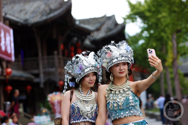 惬意古镇游 尽享假日时光