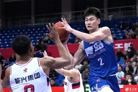 门票全面开售！青岛男篮本周四打响季后赛首轮，主场迎战广州龙狮！图片