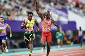 （体育）田径——世界接力赛：混合4X100米接力赛况图片