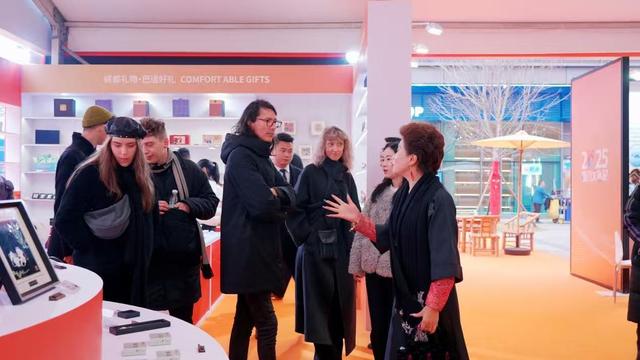 潮流破圈，文化焕新！成都礼物解锁2025四川文创周新体验