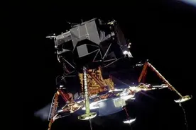 宇航员从月球返回后，为什么开始相信上帝的存在？图片