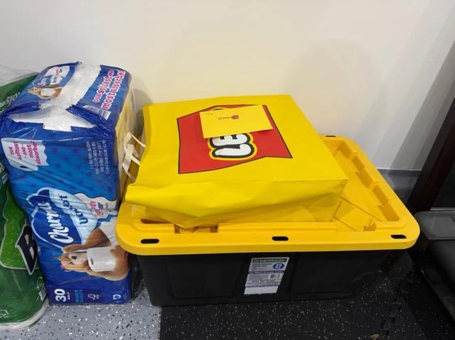 参加完同学的豪华生日Party后，女儿一句话让我失眠了...