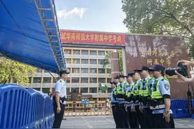 2025广东高考开考，华南师大附中考点900余名考生顺利赴考图片