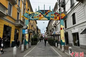 “我们的门”亮相米兰华人街，背后有怎样的故事？图片