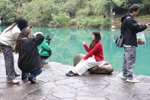 接待游客1.85万人，元旦假期，荔波小七孔喜迎“开门红”！